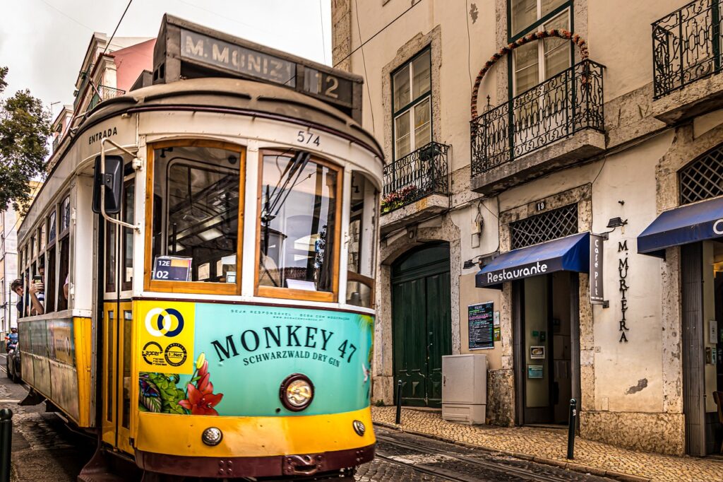portugal, tram, lisbon-4384552.jpg